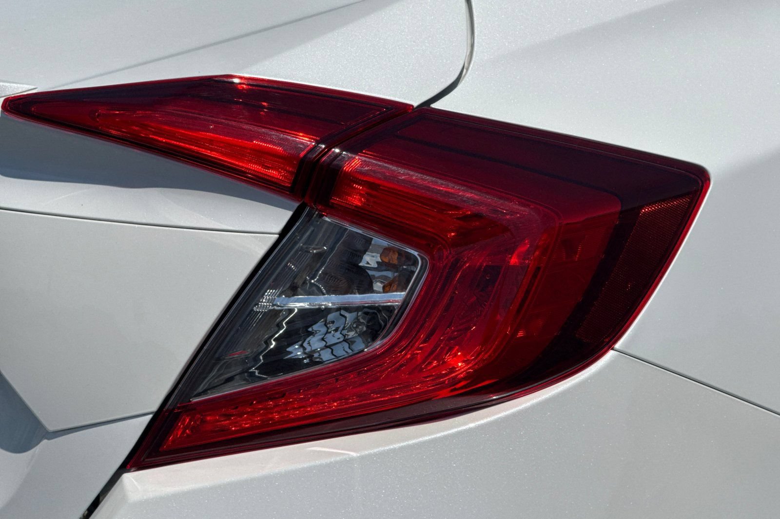 Used 2019 Honda Civic EX image 46