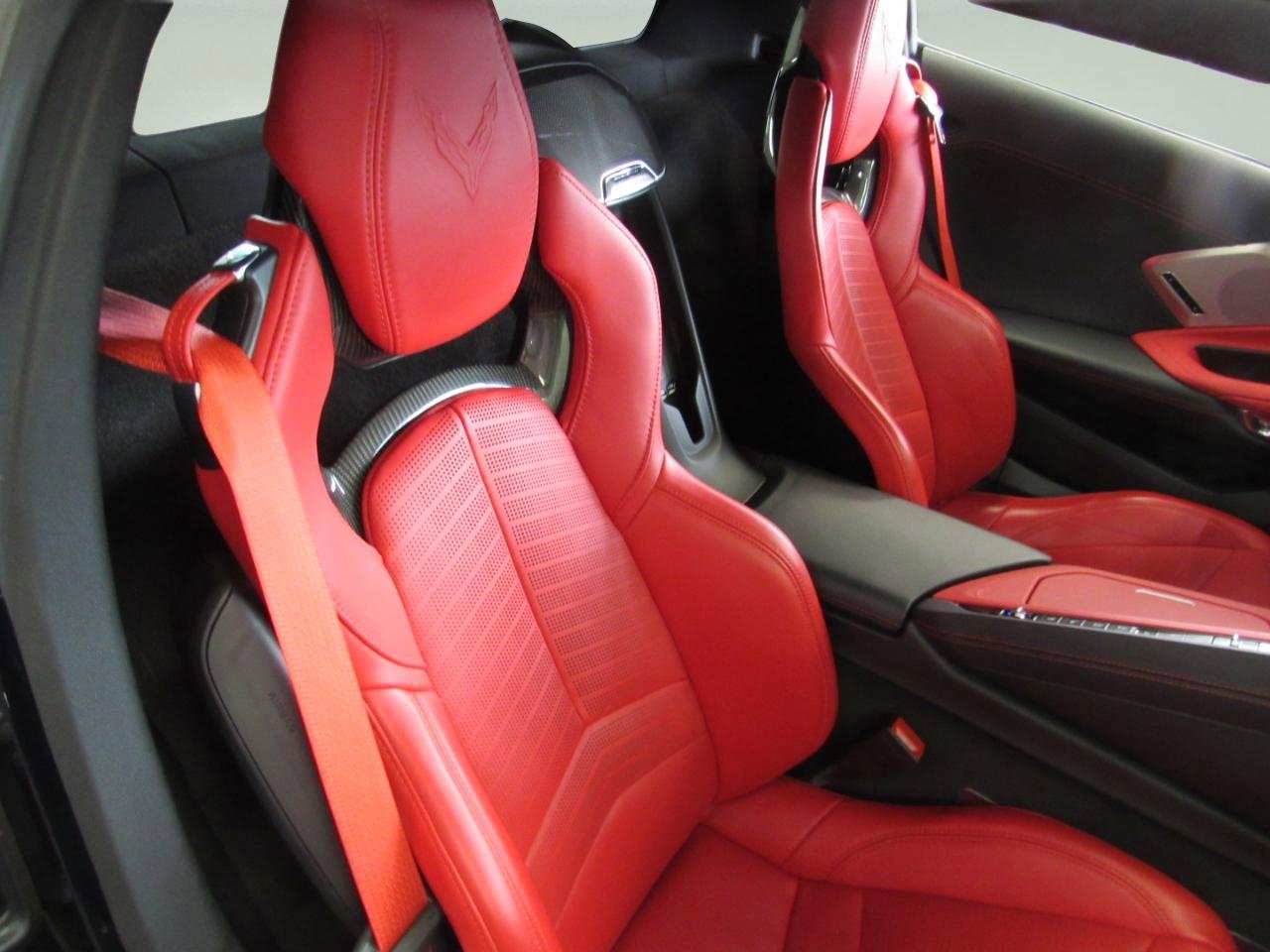 Used 2022 Chevrolet Corvette Stingray Preferred Cpe w/ Z51 Performance Package image 25