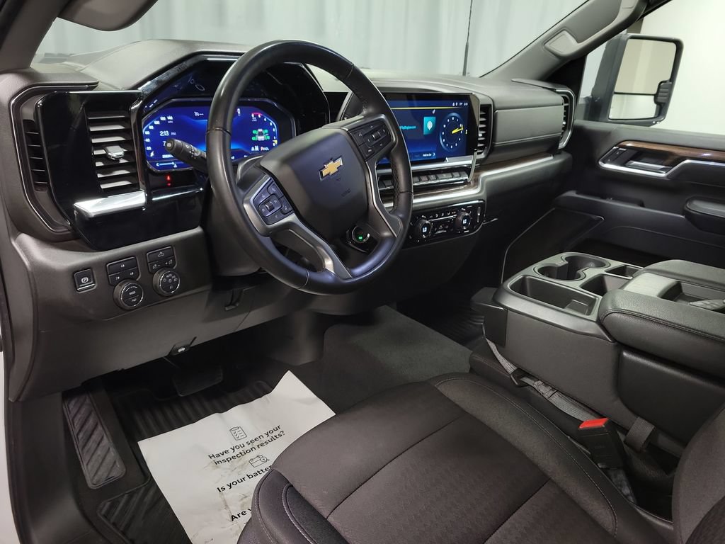 Used 2025 Chevrolet Silverado 2500 LT w/ Convenience Package AWD/4WD image 19