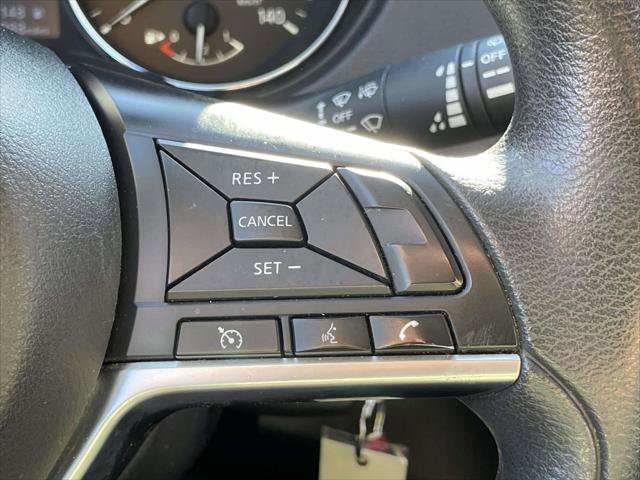 Used 2020 Nissan Rogue S image 19
