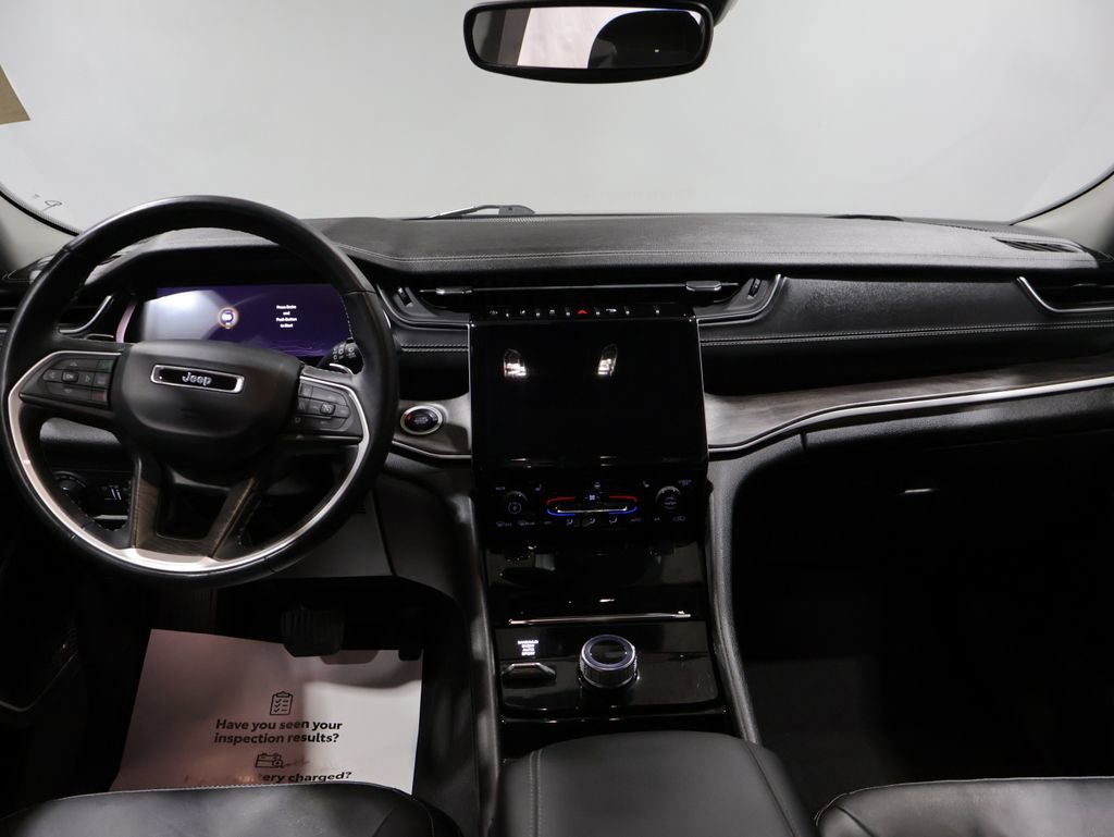 Used 2022 Jeep Grand Cherokee L Limited image 18