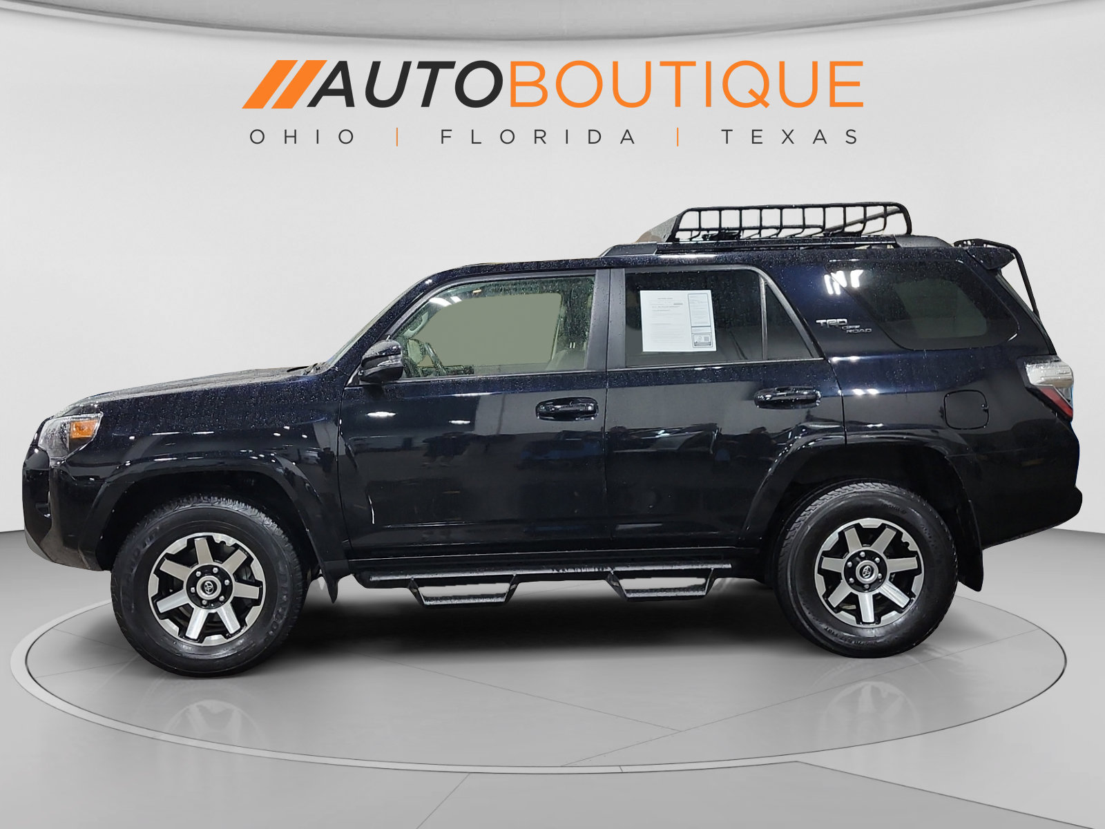 Used 2024 Toyota 4Runner TRD Off-Road Premium w/ Off Road Premium Plus Package AWD/4WD image 2