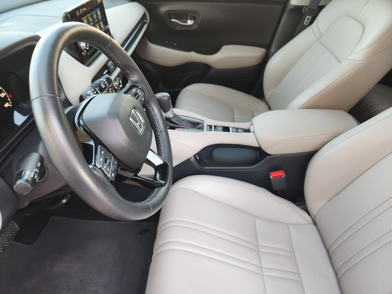 Certified 2024 Honda HR-V EX-L image 12