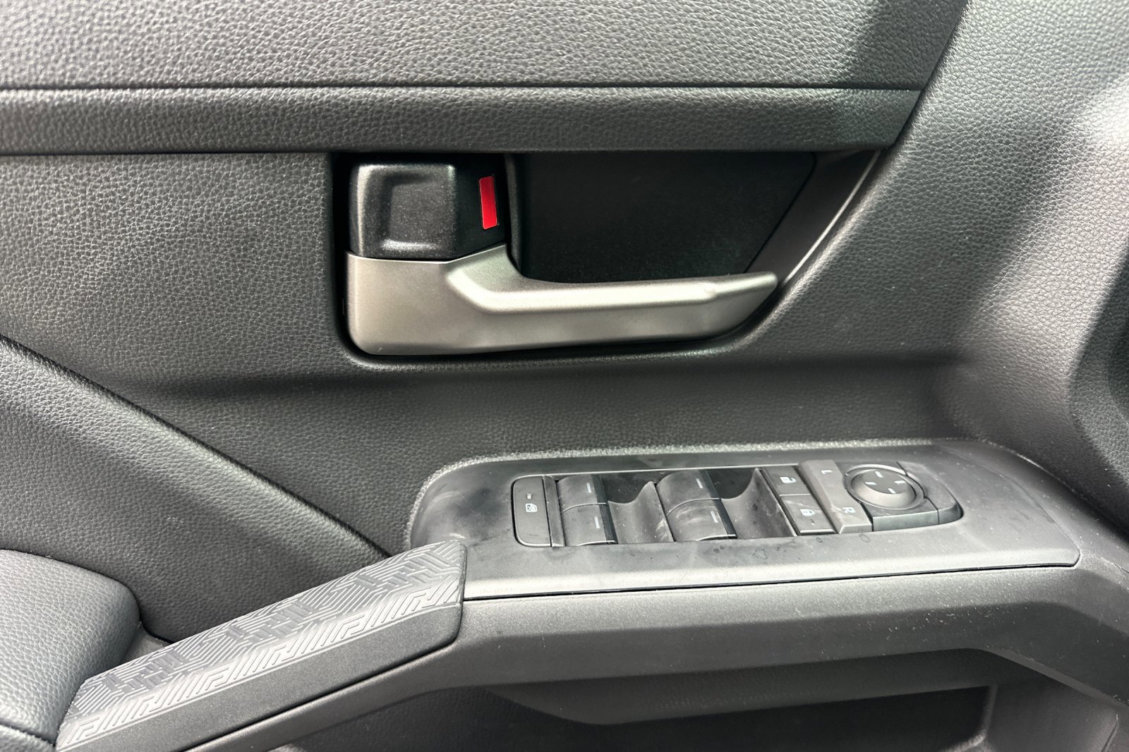 New 2025 Toyota Tacoma TRD Sport image 9