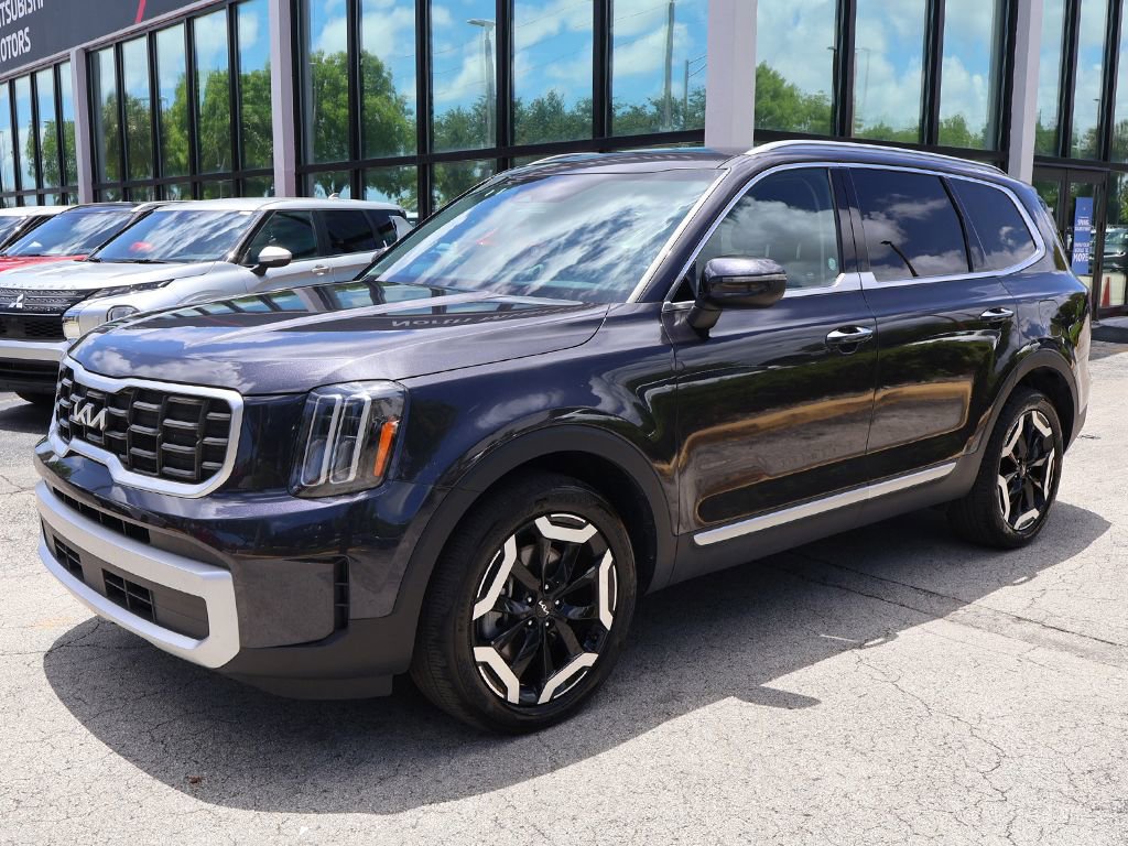 Used 2025 Kia Telluride S FWD image 39
