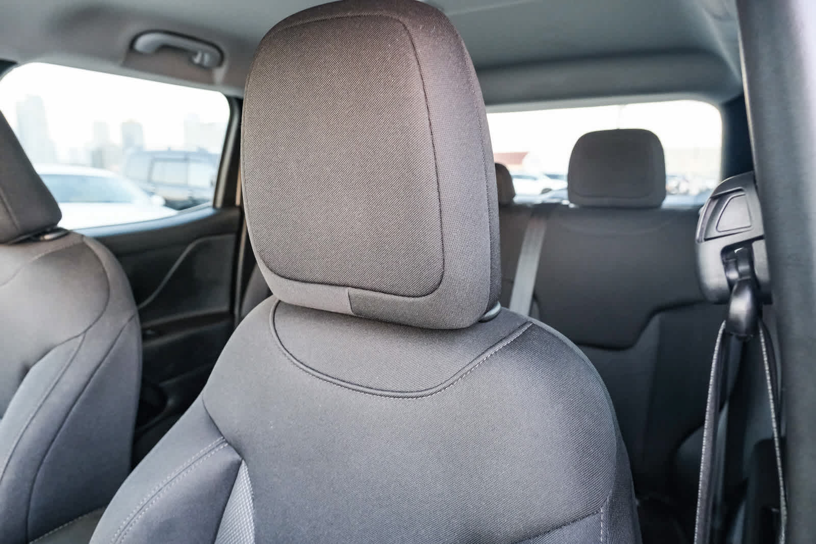 Used 2023 Jeep Renegade Latitude AWD/4WD image 22