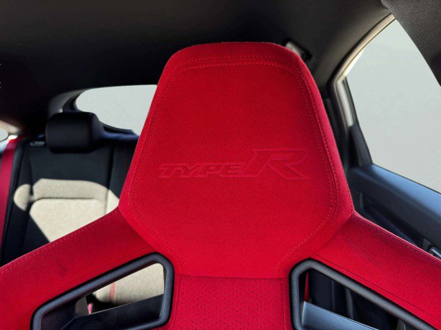 Used 2025 Honda Civic Type R image 21