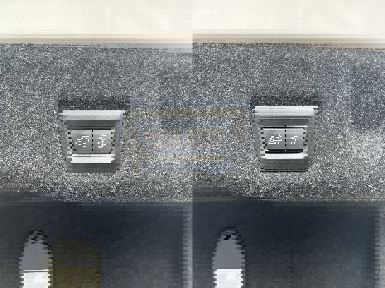 Certified 2024 BMW 540i xDrive w/ Executive Package image 35