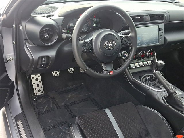 Used 2023 Toyota GR86 Premium image 11