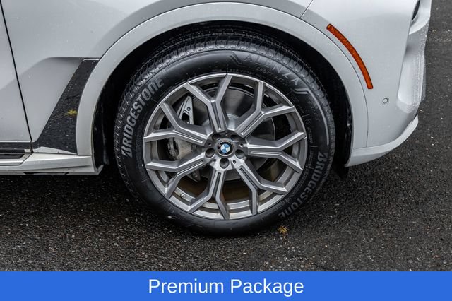 Used 2026 BMW X7 xDrive40i AWD/4WD image 8