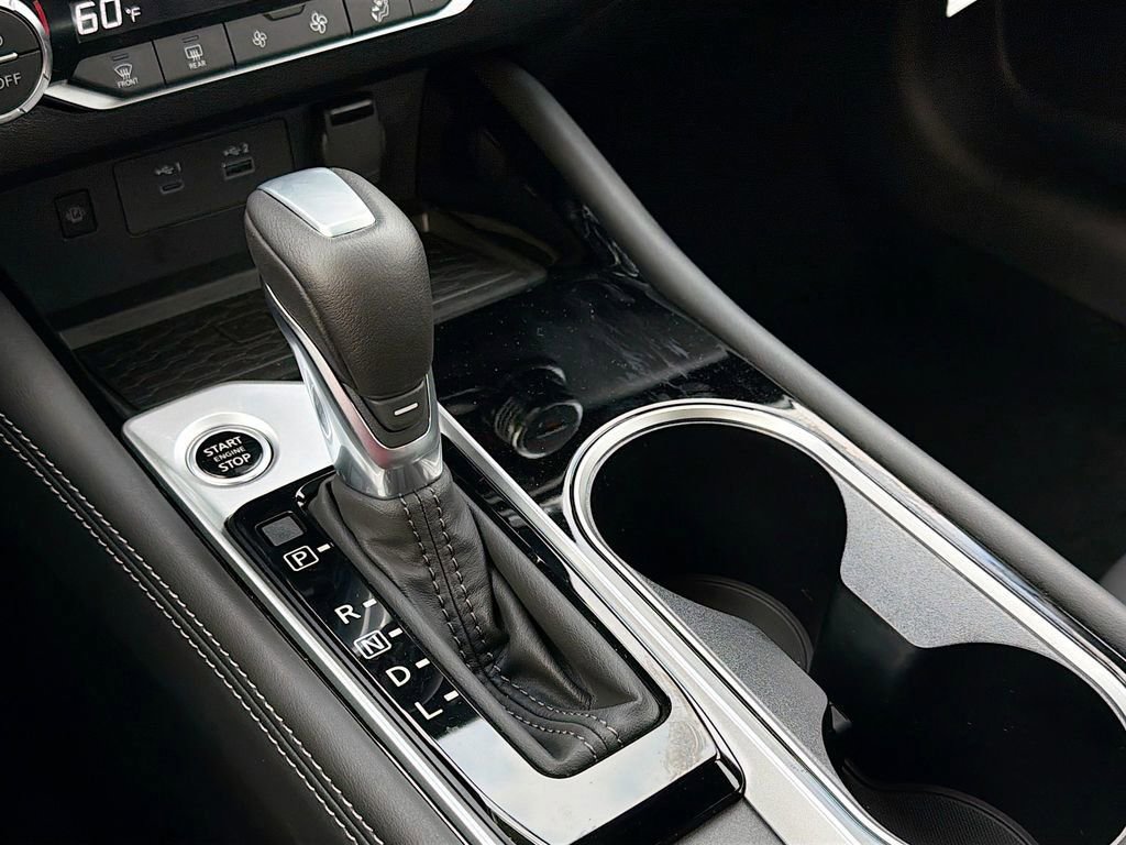 New 2025 Nissan Altima 2.5 SL image 17