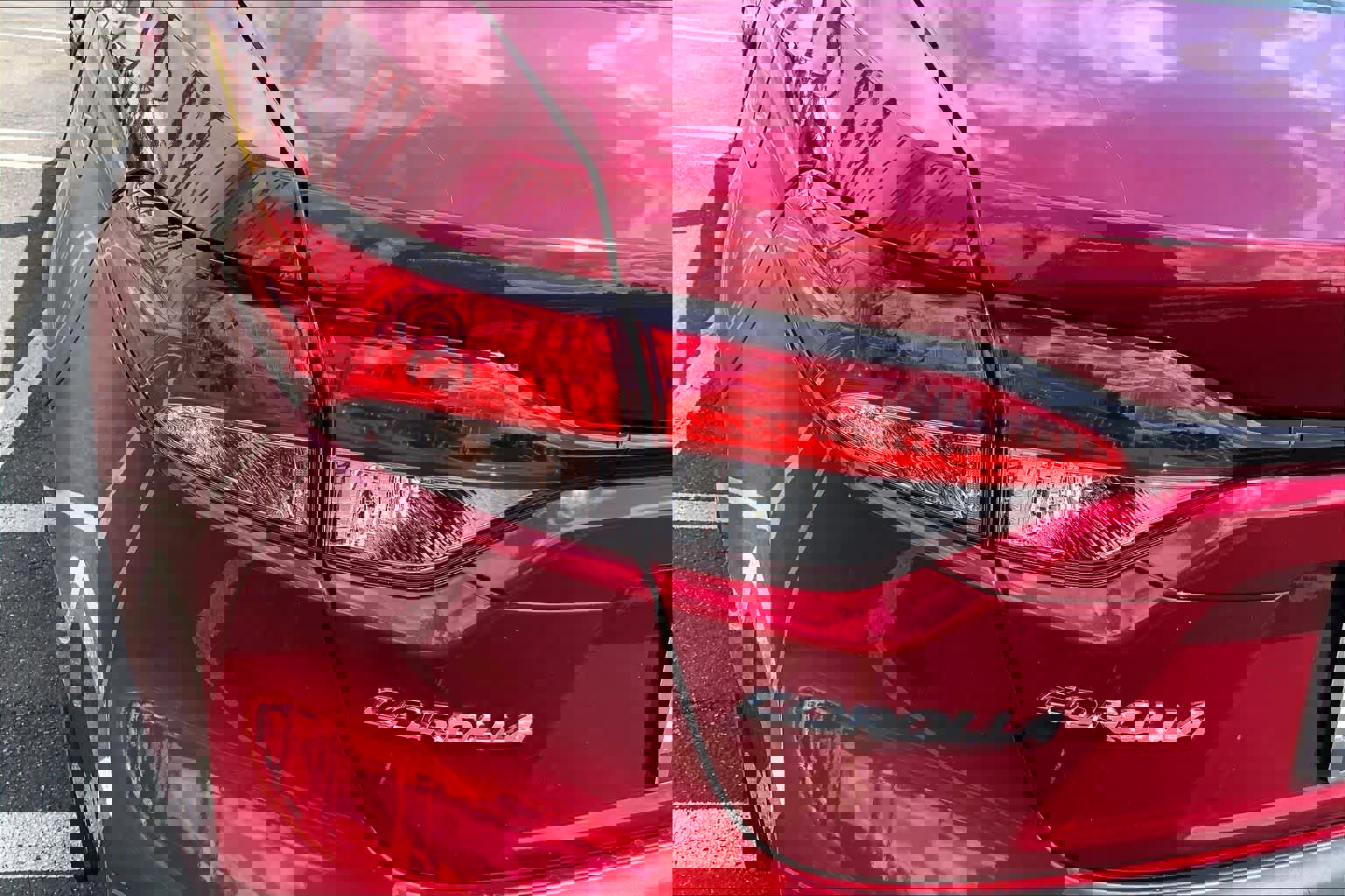 Certified 2025 Toyota Corolla LE FWD image 28