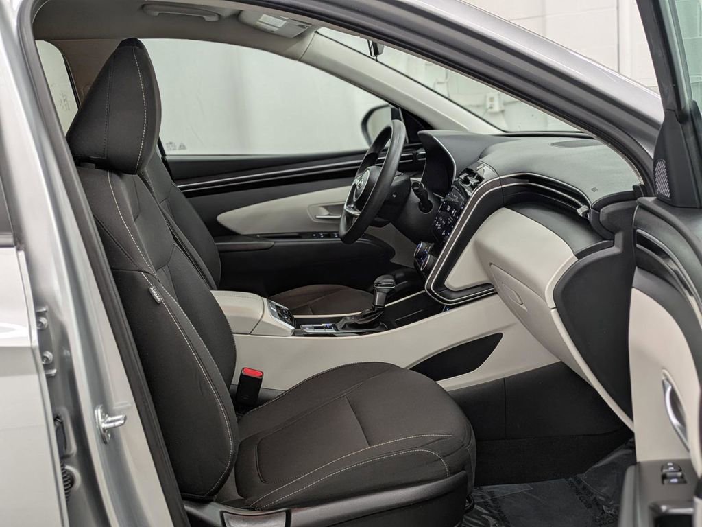Used 2023 Hyundai Tucson SEL AWD/4WD image 25