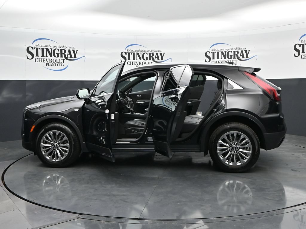 Used 2024 Cadillac XT4 Premium Luxury FWD image 37