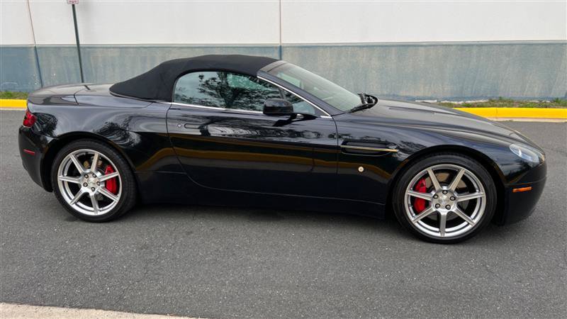 Used 2008 Aston Martin V8 Vantage Roadster RWD image 14