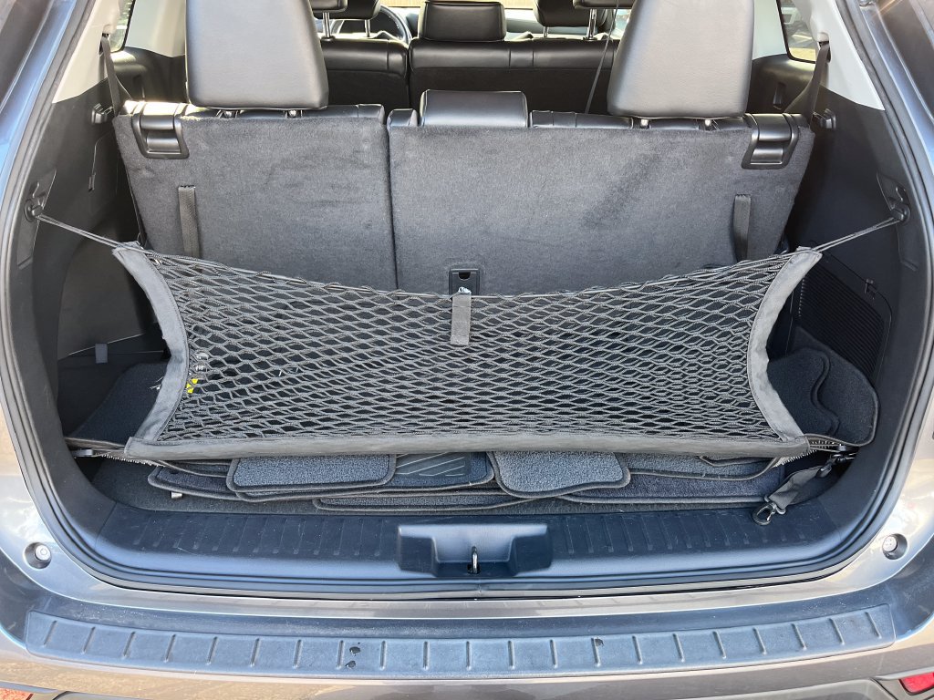 Used 2022 Toyota Highlander XLE FWD image 22