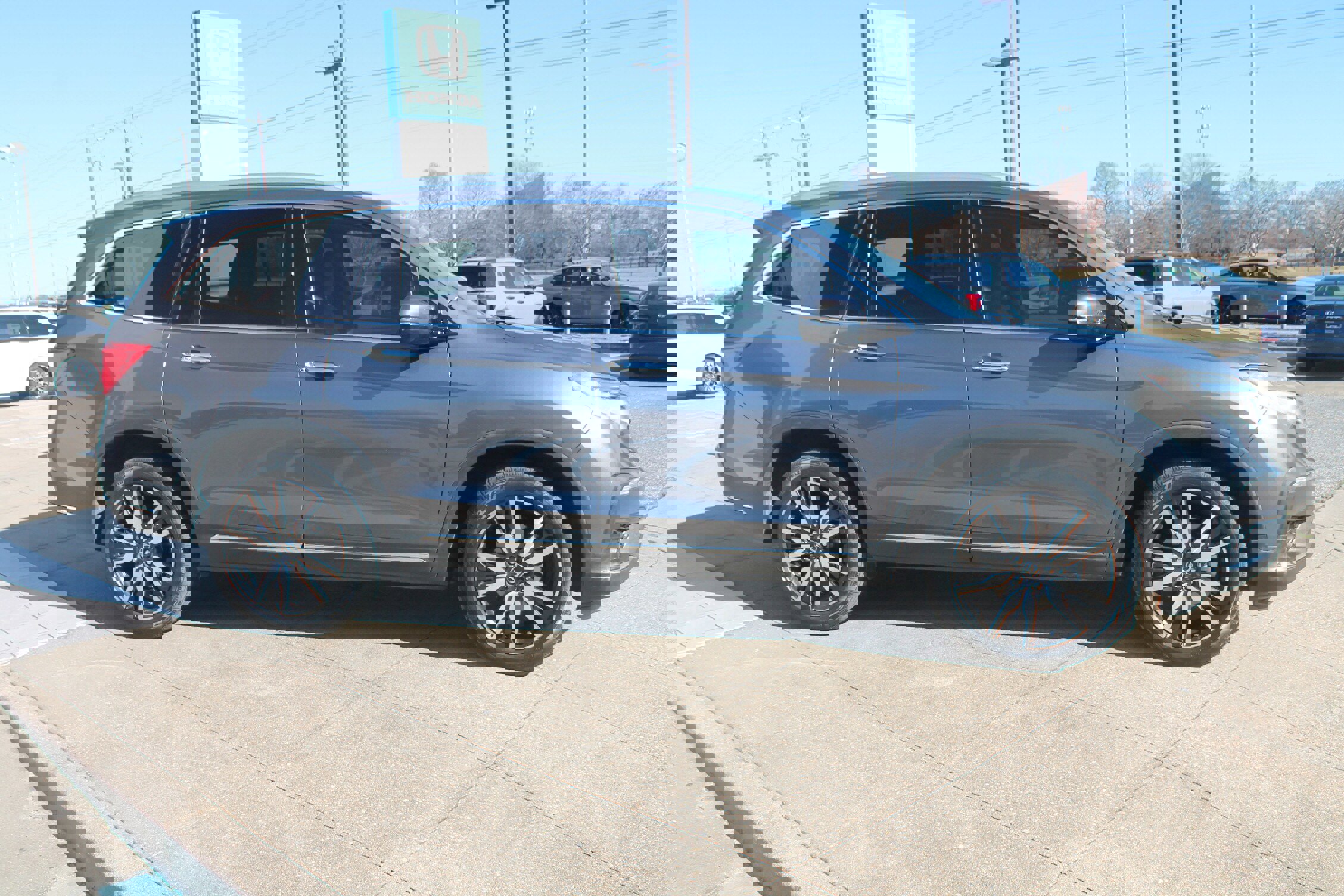 Used 2019 Honda Pilot Elite image 3