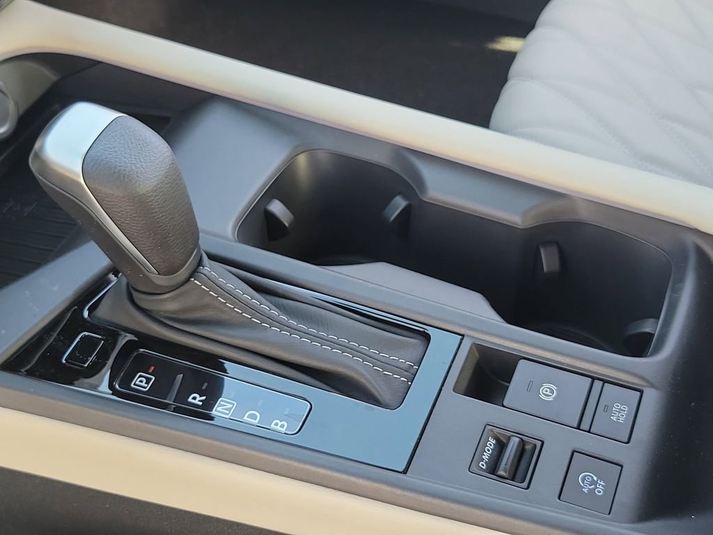 New 2026 Nissan Sentra SL w/ Floor Mat Package FWD image 10