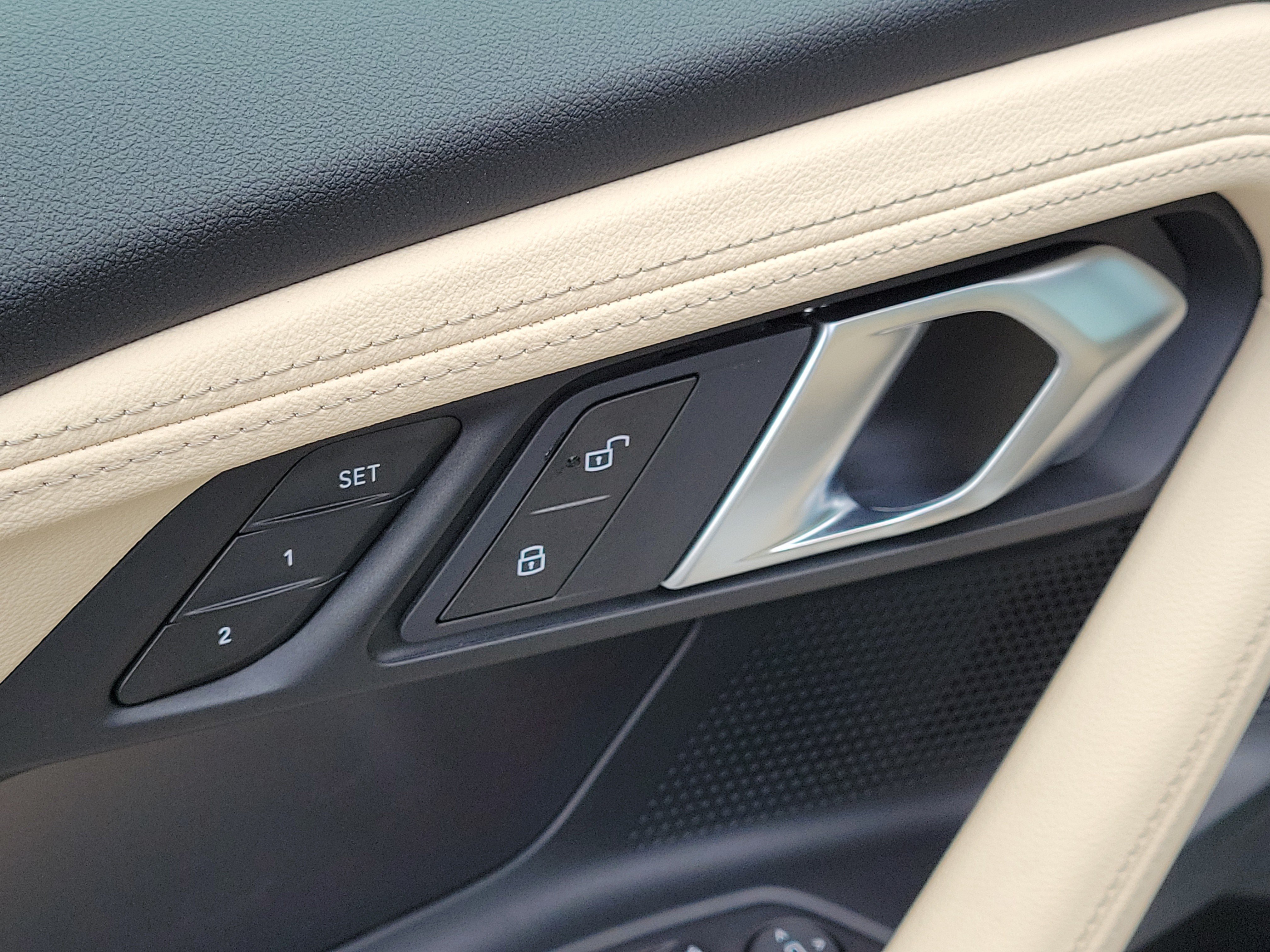 New 2026 BMW 230i Coupe w/ Premium Package RWD image 13