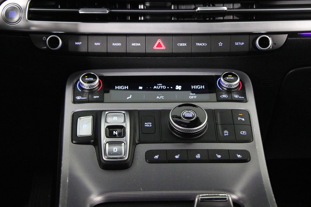 Used 2023 Hyundai Palisade Calligraphy image 23