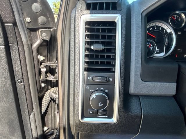Used 2015 RAM 2500 Big Horn AWD/4WD image 14