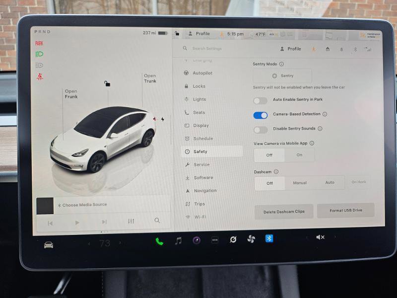 Used 2024 Tesla Model Y Long Range image 49