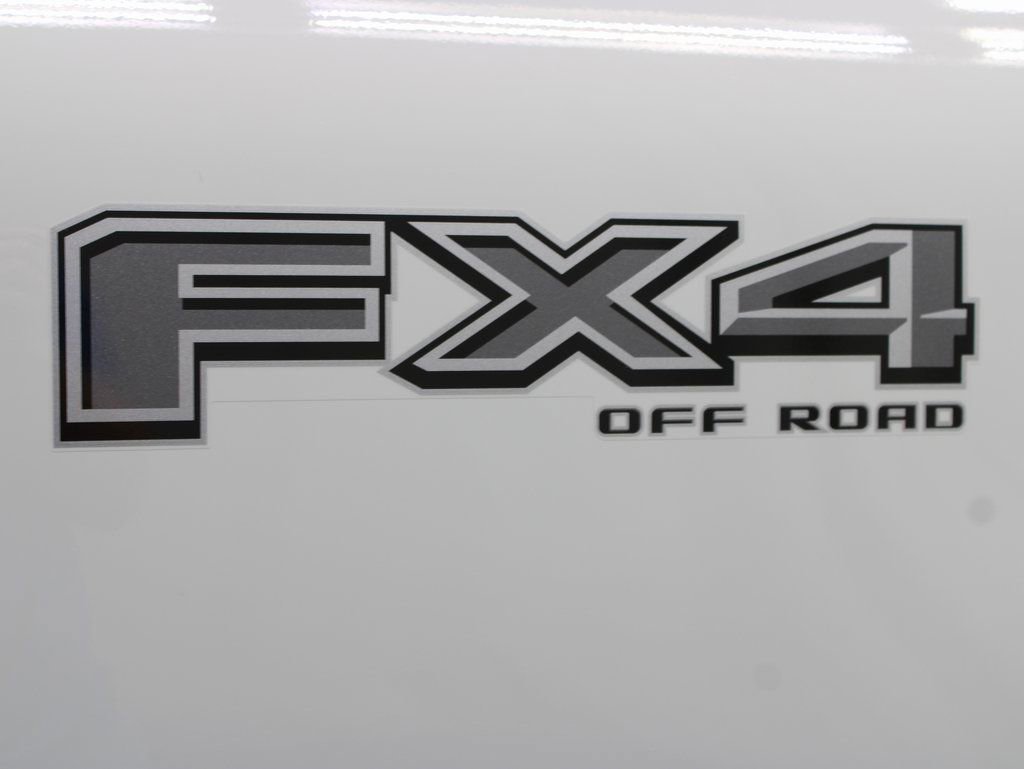 Used 2025 Ford F350 Lariat w/ Black Appearance Package image 61