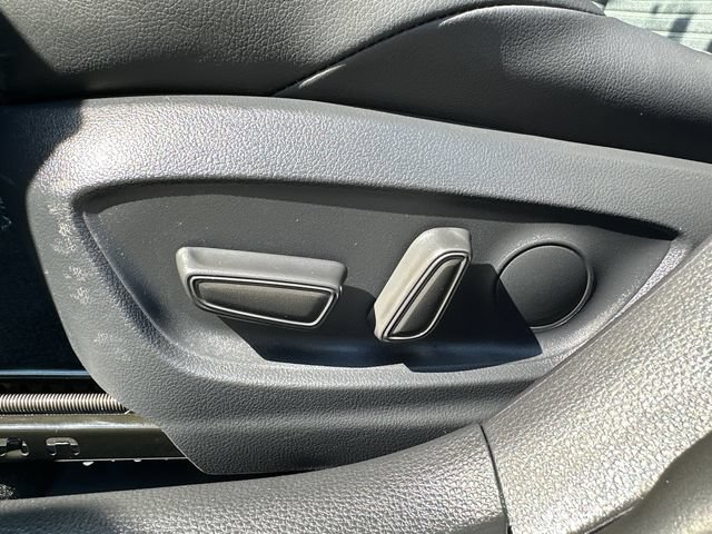 Certified 2025 Toyota Corolla XSE FWD image 33