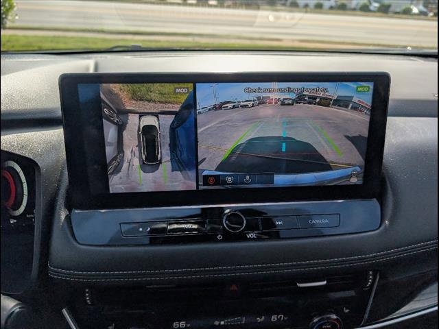 Used 2025 Nissan Rogue SL image 10