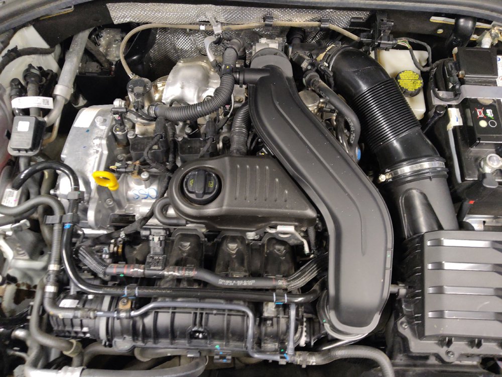 Used 2025 Volkswagen Jetta SE FWD image 30