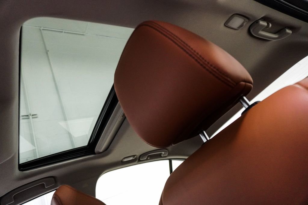 Used 2023 INFINITI Q50 Luxe w/ Cargo Package RWD image 8