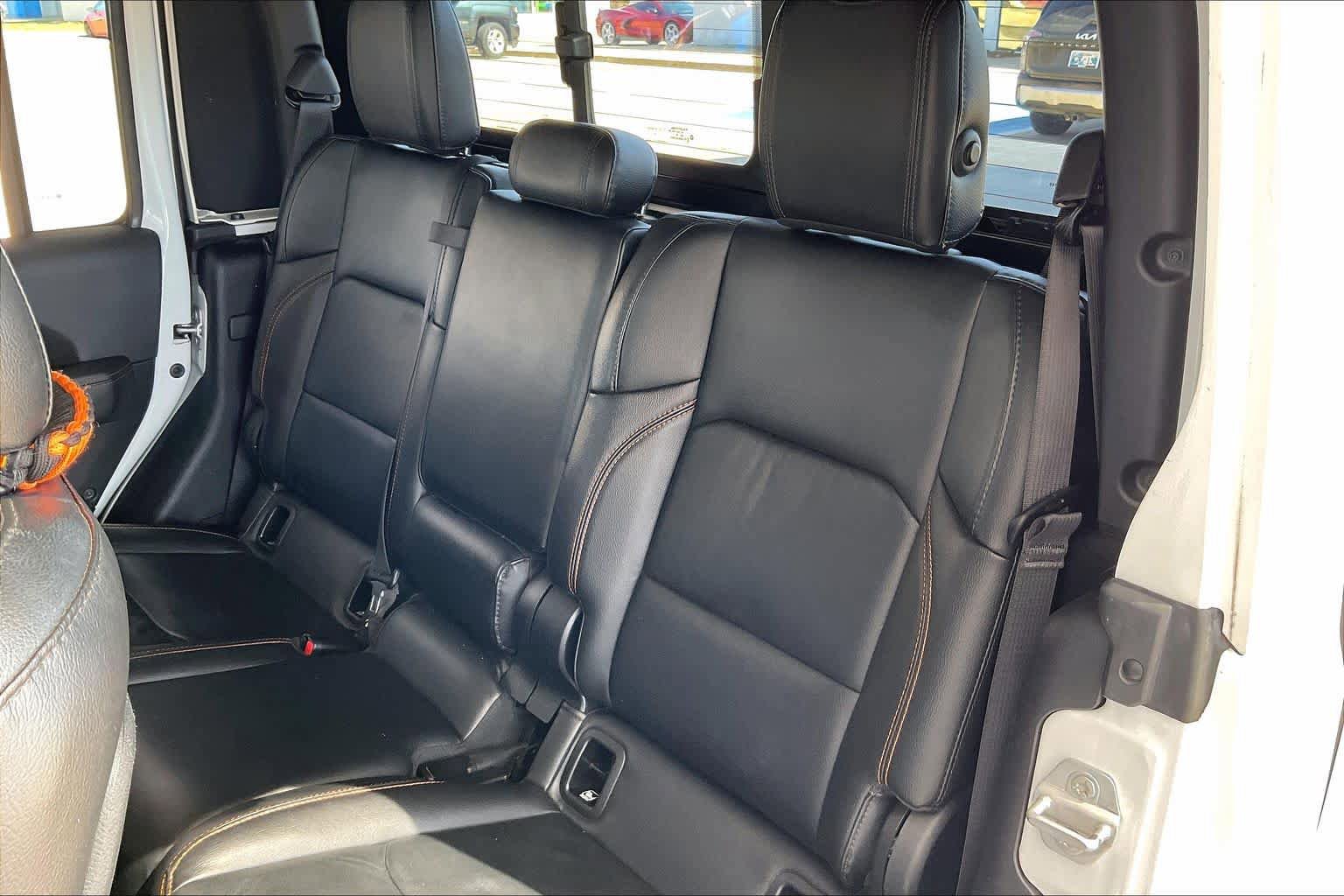 Used 2022 Jeep Gladiator Mojave w/ LED Lighting Group AWD/4WD image 20
