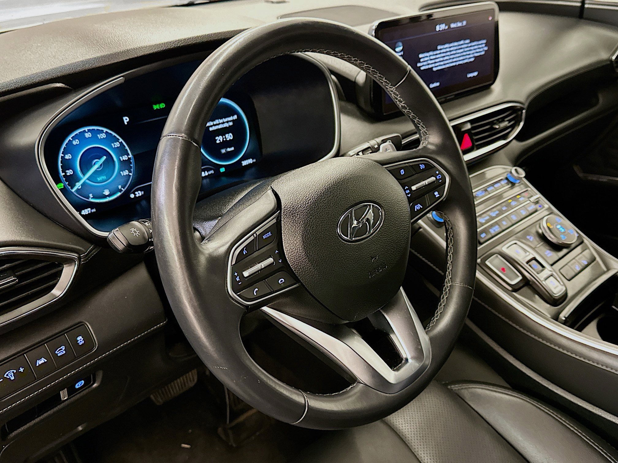 Used 2023 Hyundai Santa Fe SEL Premium image 18