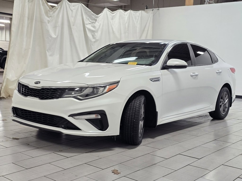 Used 2020 Kia Optima LX image 10