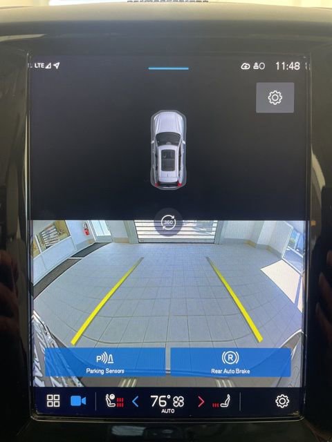 Certified 2023 Volvo XC60 B5 Plus image 22