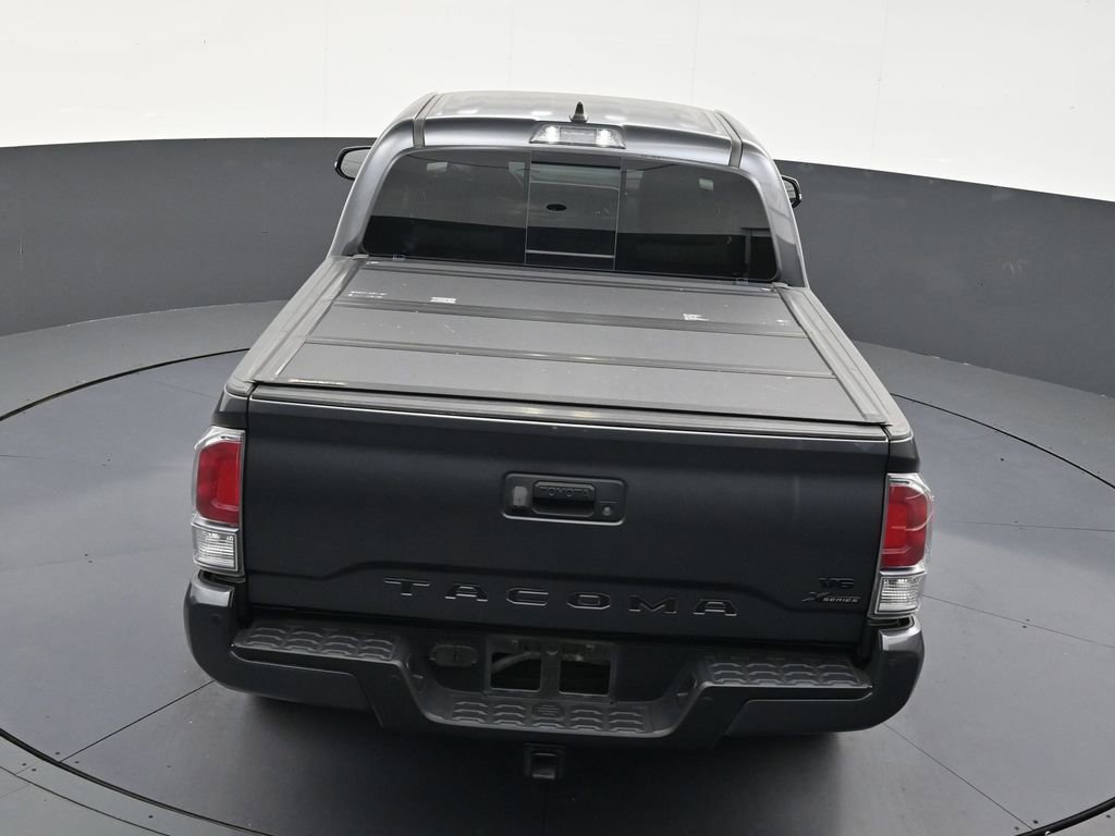Used 2022 Toyota Tacoma TRD Sport w/ Technology Package image 15