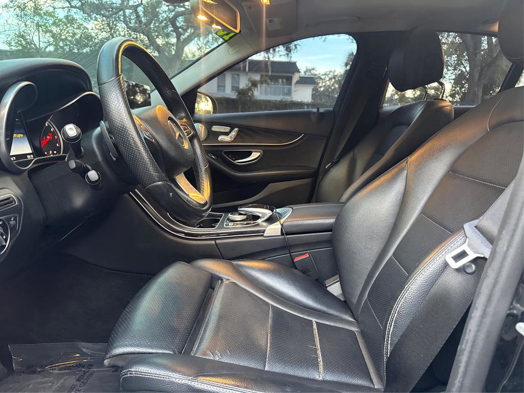 Used 2015 Mercedes-Benz C 300 4MATIC Sedan image 9