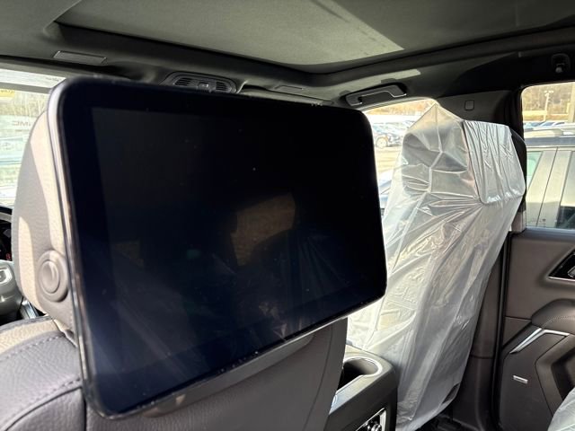 New 2026 GMC Yukon Denali w/ Denali Reserve Package image 5