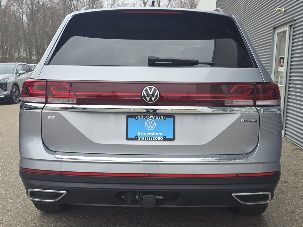 New 2024 Volkswagen Atlas SE image 11