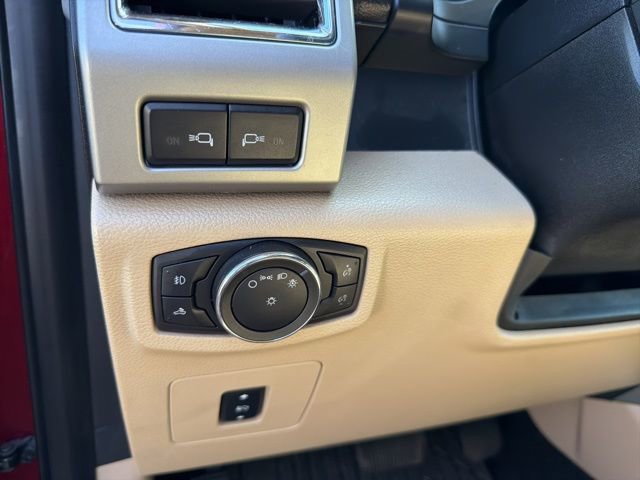 Used 2015 Ford F150 Lariat w/ Equipment Group 502A Luxury image 7