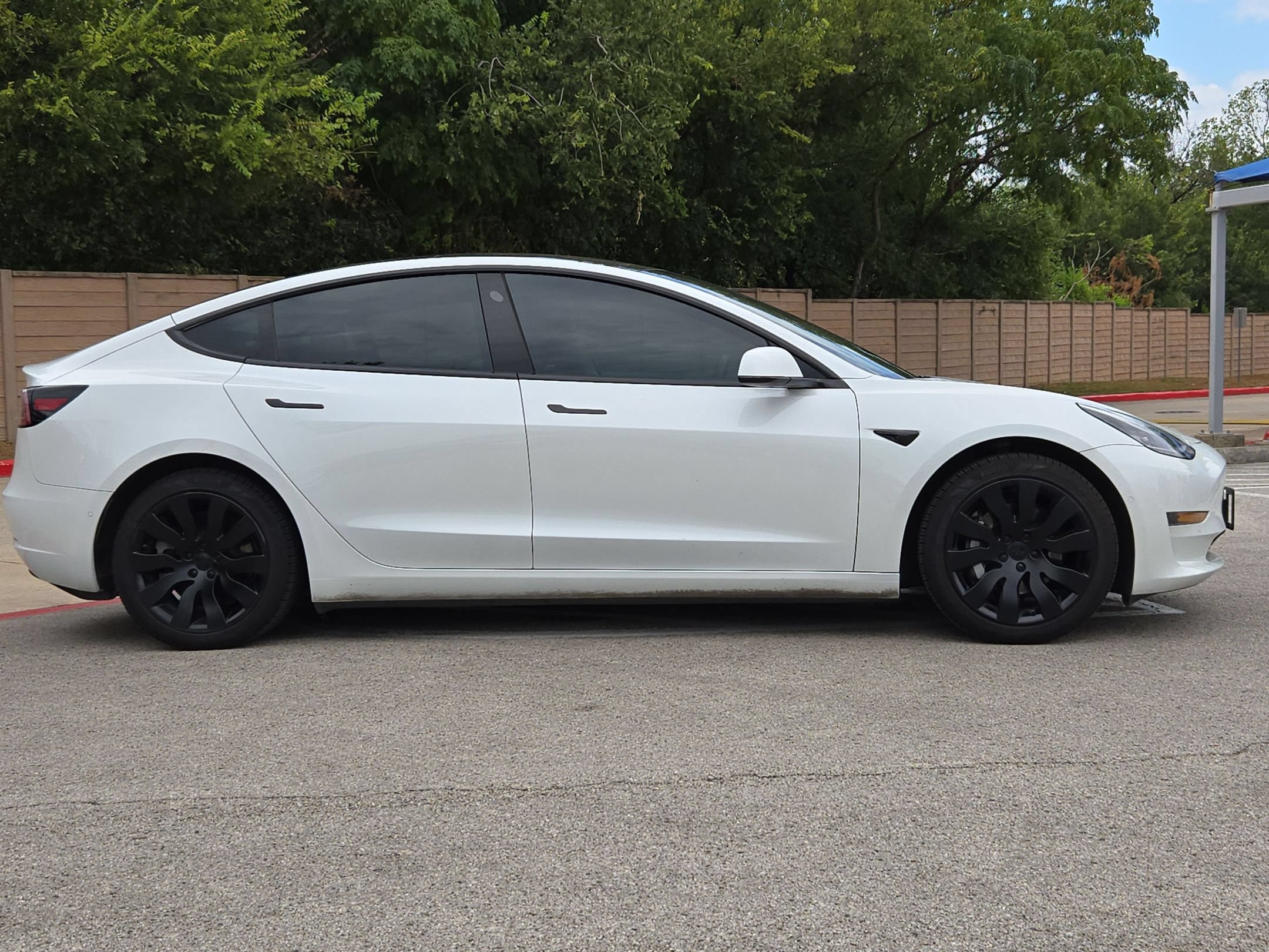 Used 2020 Tesla Model 3 Long Range AWD/4WD image 2