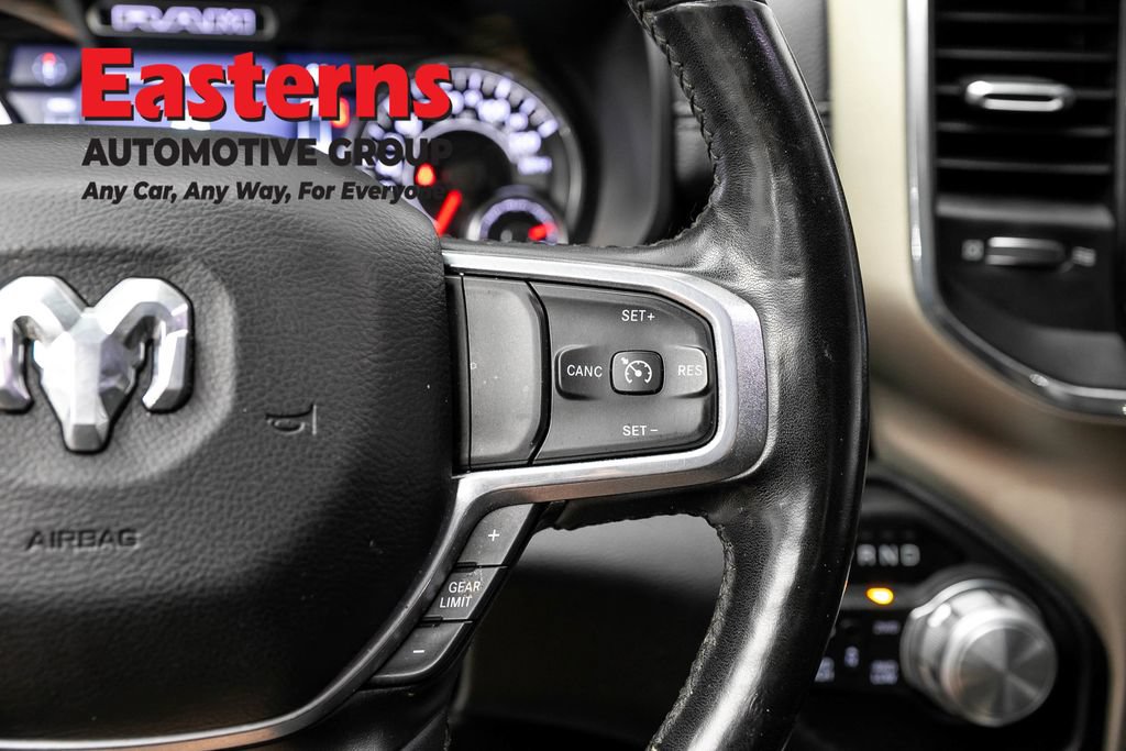 Used 2019 RAM 1500 Laramie AWD/4WD image 16