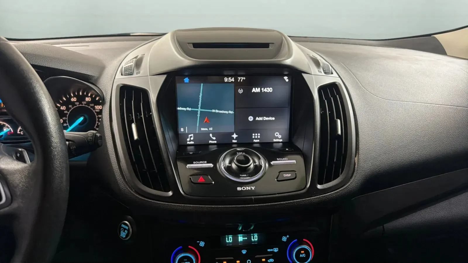 Used 2018 Ford Escape Titanium w/ Ford Safe & Smart Package AWD/4WD image 15