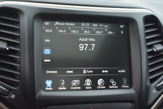 Used 2018 Jeep Cherokee Limited w/ High Altitude Package FWD image 28