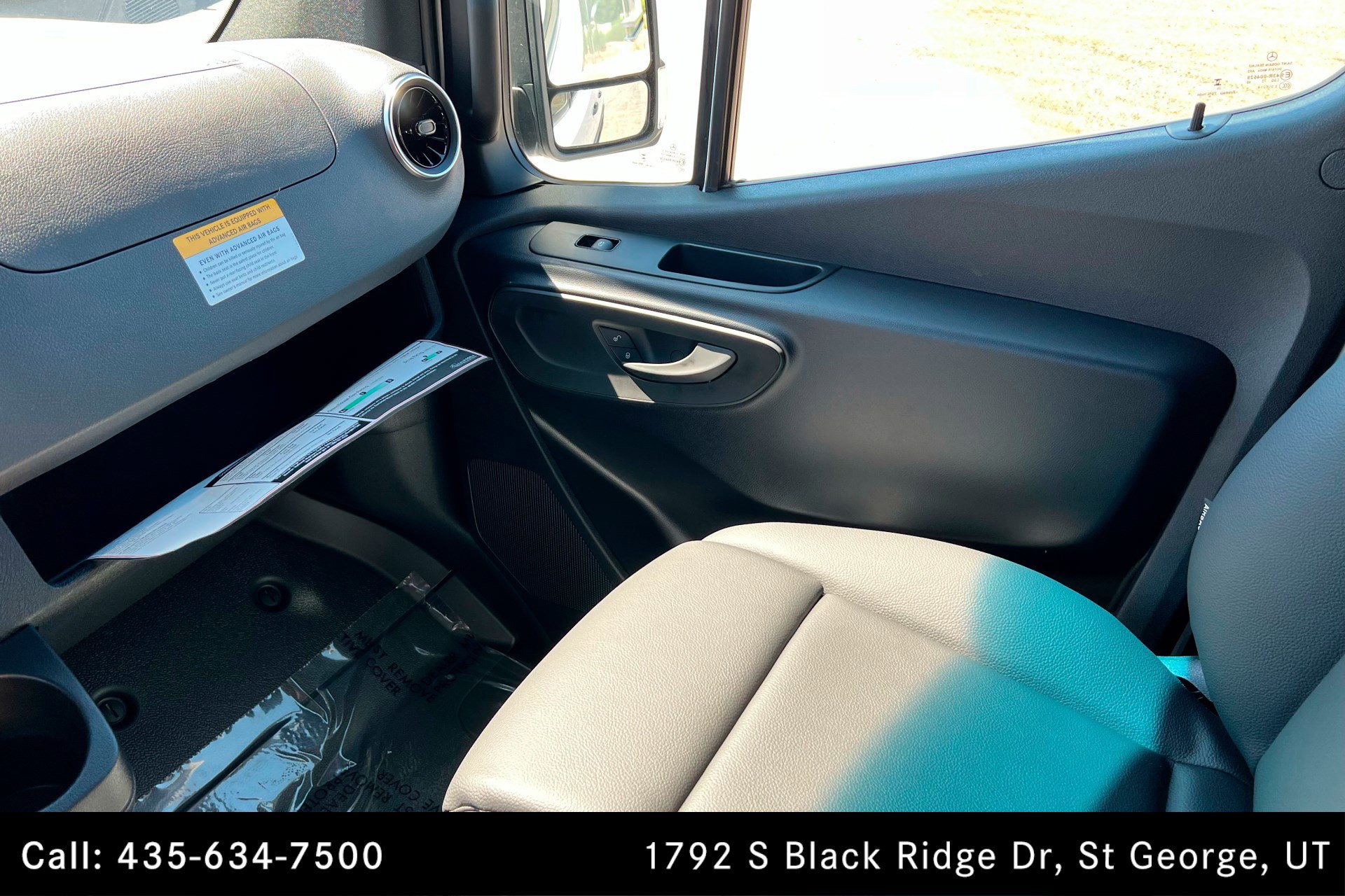 Used 2025 Mercedes-Benz Sprinter 2500 image 10