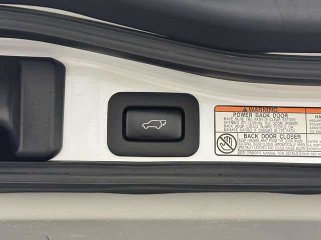 Used 2019 Lexus LX 570 4WD w/ Luxury Package image 24