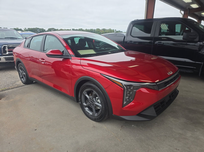Used 2026 Kia K4 FWD image 5