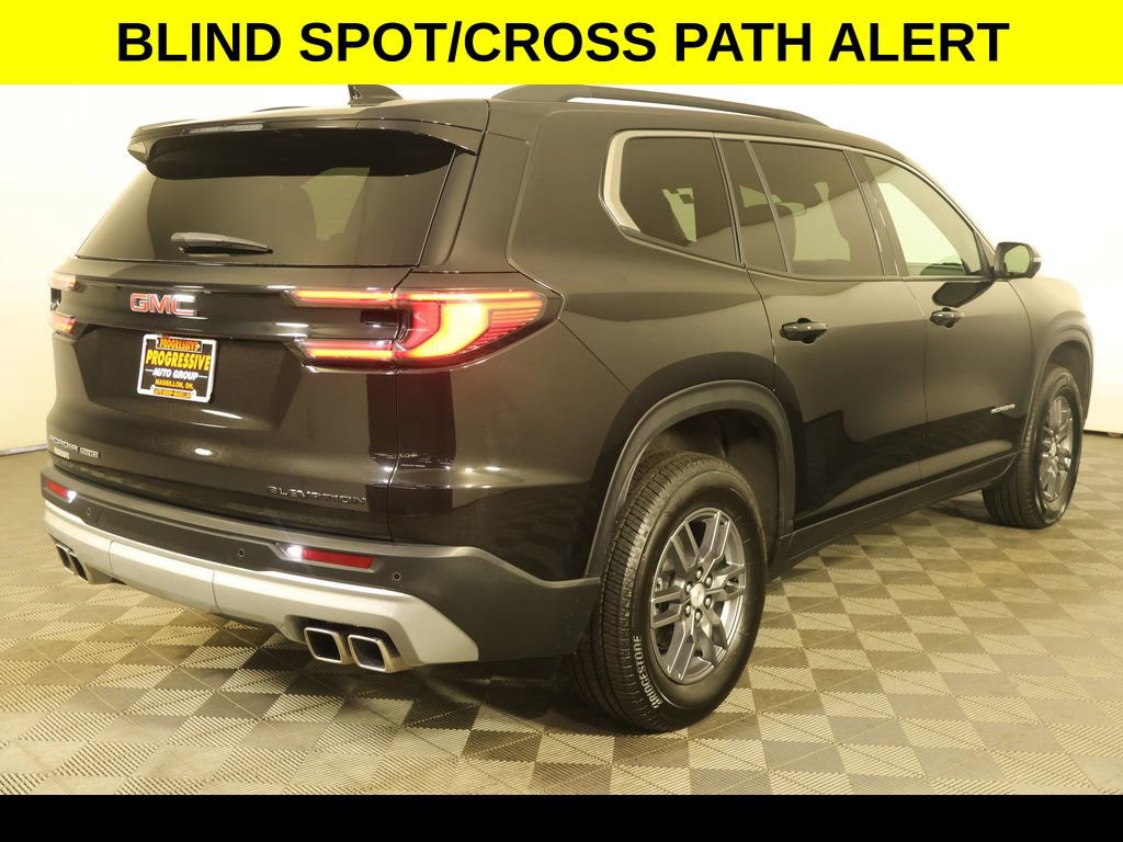Used 2025 GMC Acadia Elevation image 14