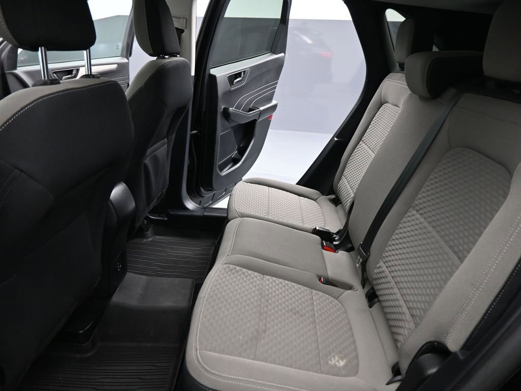 Certified 2022 Ford Escape SE image 18