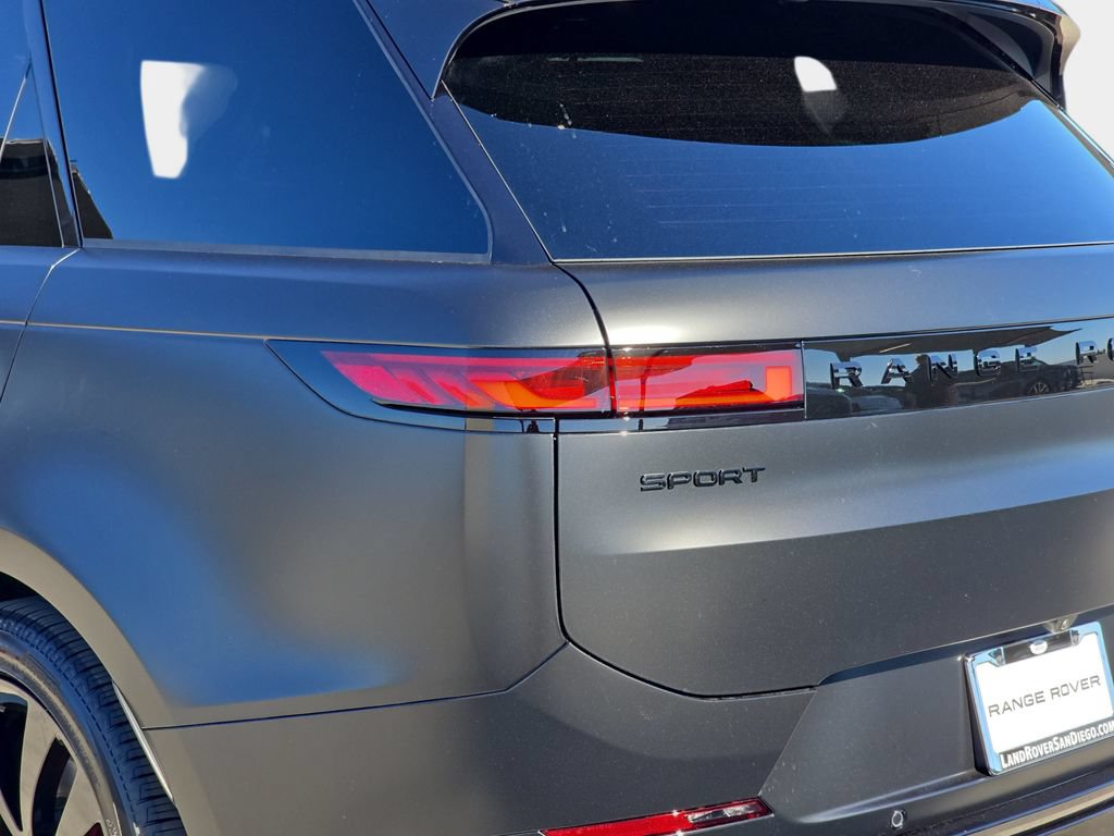 New 2026 Land Rover Range Rover Sport Dynamic SE AWD/4WD image 36